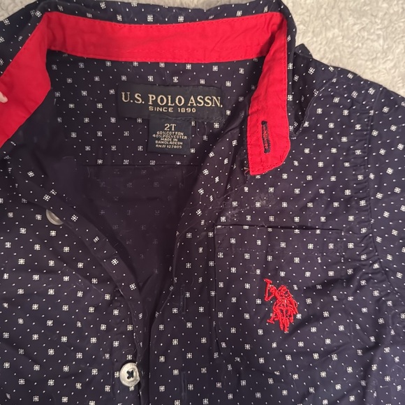 Polo - Picture 2 of 2